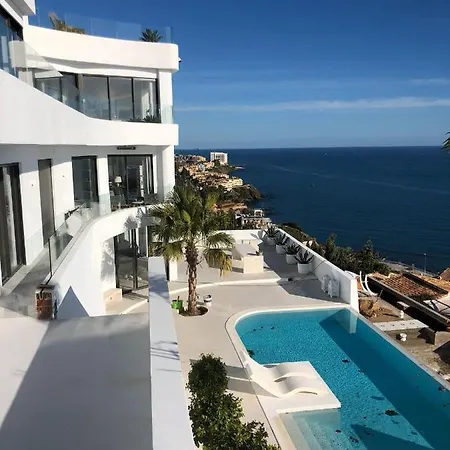Villa Sugar Hill House - Unique Luxury 180º Sea View *